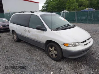 1998 Dodge Grand Caravan z VIN 1B4GT54L1WB602522, wystawiony jako IAAI lot #42518742 z przebiegiem Nie podano mil oraz . Historia ofert i sprzedaży dostępna na DreamBid. Obrazek 1.