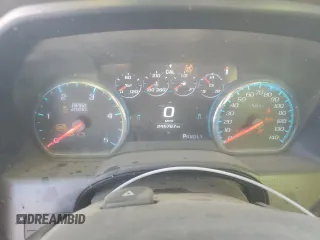 2019 GMC Sierra 3500HD Denali z VIN 1GT42WEY4KF154420, wystawiony jako Copart lot #48477825 z przebiegiem 245 767 mil mil oraz Szkody całkowita. Historia ofert i sprzedaży dostępna na DreamBid. Obrazek 9.