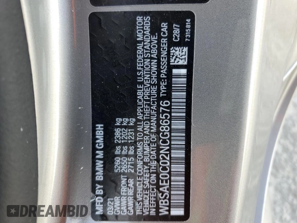 2022 BMW M8 Competition z VIN WBSAE0C02NCG86576, wystawiony jako Copart lot #39370084 z przebiegiem Nie podano mil oraz . Historia ofert i sprzedaży dostępna na DreamBid. Obrazek 14.