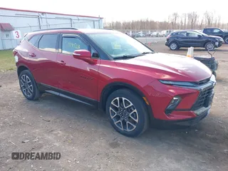 2023 Chevrolet Blazer RS z VIN 3GNKBKRS9PS168281, wystawiony jako IAAI lot #41904523 z przebiegiem 28 588 mil mil oraz . Historia ofert i sprzedaży dostępna na DreamBid. Obrazek 1.