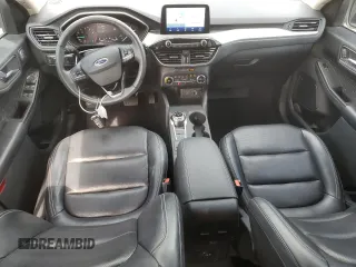 2020 Ford Escape SEL with VIN 1FMCU0H61LUC07029, listed as a Copart auction lot 59141895 with 50,358 mi miles and Salvage title. Bid and sale history available at DreamBid. Image 8.