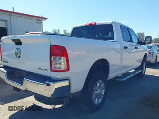 2024 Ram 2500 Big Horn with VIN 3C6UR5DJ2RG286053, listed as a IAAI auction lot 42054467 with 26,834 mi miles and . Bid and sale history available at DreamBid. Image 4.