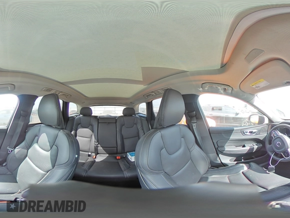 2024 Volvo XC60 Ultimate Dark Theme с VIN YV4L12RM1R1716437, выставлен на аукционе Copart как лот 71300334 с пробегом 8 073 миль миль и Списание • Salvage title. История ставок и продаж доступна на DreamBid. Изображение 13.