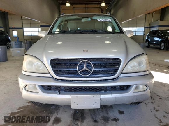 2003 Mercedes-Benz M-Class 3.2L with VIN 4JGAB54E33A383315, listed as a Copart auction lot 44424045 with 265,006 mi miles and Salvage Title. Bid and sale history available at carsss.com. Image 5.