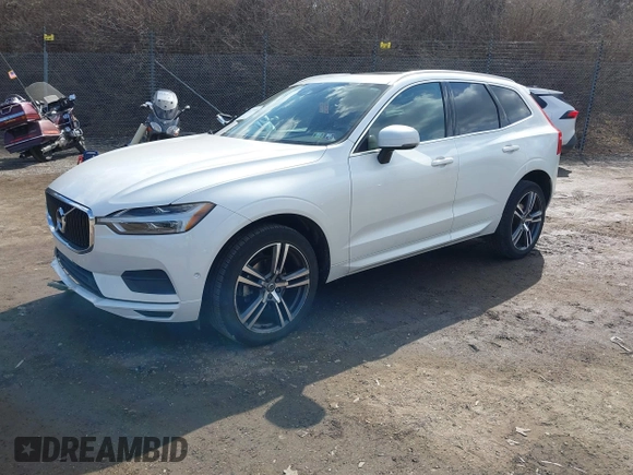 2019 Volvo XC60 Momentum with VIN LYV102RK9KB206928, listed as a IAAI auction lot 41673598 with 25,512 mi miles and . Bid and sale history available at DreamBid. Image 18.