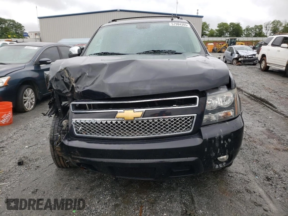 2013 Chevrolet Avalanche LTZ z VIN 3GNMCGE04DG340593, wystawiony jako Copart lot #57984385 z przebiegiem 169 702 mil mil oraz Szkoda całkowita • Salvage title. Historia ofert i sprzedaży dostępna na DreamBid. Obrazek 5.