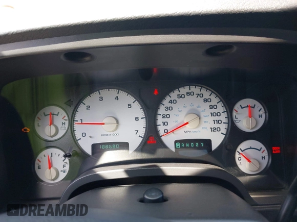 2005 Dodge 1500 ST with VIN 1D7HU18N05J608086, listed as a IAAI auction lot 42067740 with 188,680 mi miles. Bid and sale history available at carsss.com. Image 7.