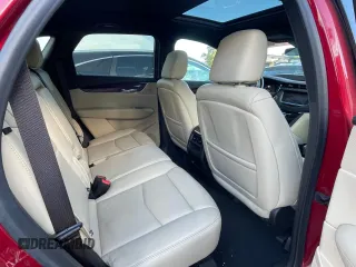 2019 Cadillac XT5 Premium Luxury AWD z VIN 1GYKNFRS2KZ251595, wystawiony jako Copart lot #56428045 z przebiegiem 23 925 mil mil oraz Szkoda całkowita • Salvage title. Historia ofert i sprzedaży dostępna na DreamBid. Obrazek 6.