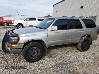 1999 Toyota 4Runner SR5 z VIN JT3HN86R2X0245132, wystawiony jako Copart lot #77957964 z przebiegiem 241 861 mil mil oraz Czysty tytuł • Clean title. Historia ofert i sprzedaży dostępna na DreamBid. Obrazek 1.