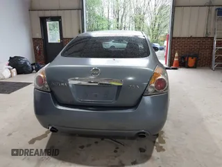2010 Nissan Altima 2.5 S with VIN 1N4AL2AP6AN441256, listed as a IAAI auction lot 41977274 with 198,343 mi miles. Bid and sale history available at carsss.com. Image 16.