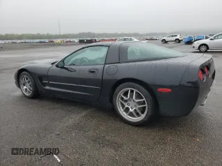 1998 Chevrolet Corvette z VIN 1G1YY22G0W5105059, wystawiony jako Copart lot #56842435 z przebiegiem 104 096 mil mil oraz Szkody całkowita. Historia ofert i sprzedaży dostępna na DreamBid. Obrazek 2.