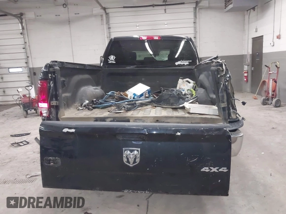 2018 Ram 2500 Tradesman with VIN 3C6UR5CL8JG206620, listed as a IAAI auction lot 42016772 with 91,446 mi miles and . Bid and sale history available at DreamBid. Image 17.