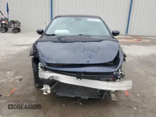 2015 Dodge Dart SXT z VIN 1C3CDFBB8FD277116, wystawiony jako Copart lot #52105125 z przebiegiem 100 552 mil mil oraz Szkoda całkowita • Salvage title. Historia ofert i sprzedaży dostępna na DreamBid. Obrazek 5.