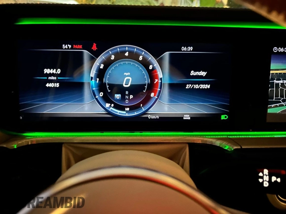 2020 Mercedes-Benz G 550 z VIN W1NYC6BJ3LX340654, wystawiony jako Copart lot #78332104 z przebiegiem 44 015 mil mil oraz Nie do naprawy. Historia ofert i sprzedaży dostępna na DreamBid. Obrazek 9.
