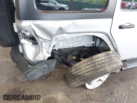 2022 Jeep Wrangler Unlimited Sport S with VIN 1C4HJXDG6NW144396, listed as a IAAI auction lot 42362283 with 19,854 mi miles and . Bid and sale history available at DreamBid. Image 6.