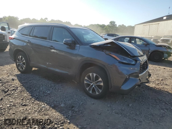 2023 Toyota Highlander L with VIN 5TDKDRAH7PS009775, listed as a Copart auction lot 61952625 with 55,475 mi miles and Salvage title. Bid and sale history available at DreamBid. Image 4.