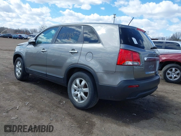 2012 Kia Sorento LX with VIN 5XYKT3A13CG283758, listed as a IAAI auction lot 41869331 with 192,187 mi miles. Bid and sale history available at carsss.com. Image 3.