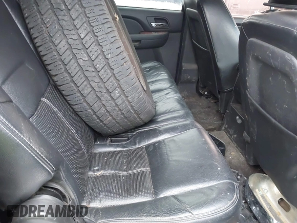 2010 Chevrolet Suburban LS with VIN 1GNUKHE37AR203811, listed as a IAAI auction lot 41304431 with Not provided miles and . Bid and sale history available at DreamBid. Image 8.