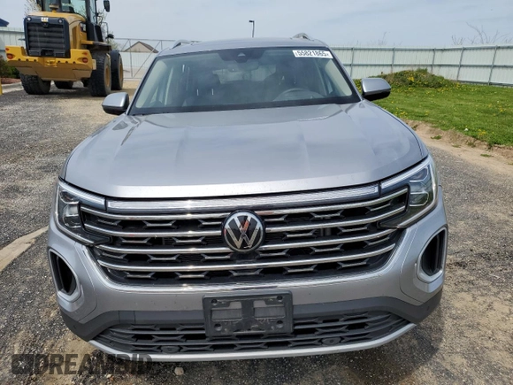 2024 Volkswagen Atlas SEL with VIN 1V2BR2CA3RC523103, listed as a Copart auction lot 55821865 with 47,893 mi miles and Salvage title. Bid and sale history available at DreamBid. Image 5.