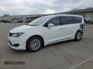 2018 Chrysler Pacifica Touring L with VIN 2C4RC1BG5JR113545, listed as a Copart auction lot 53714715 with 63,014 mi miles and Salvage title. Bid and sale history available at DreamBid. Image 1.