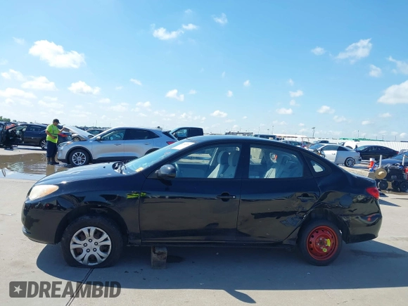 2010 Hyundai Elantra GLS z VIN KMHDU4AD1AU170856, wystawiony jako IAAI lot #42349714 z przebiegiem 160 598 mil mil oraz . Historia ofert i sprzedaży dostępna na DreamBid. Obrazek 15.