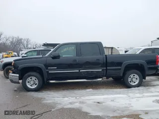 2003 Chevrolet Silverado 2500HD LS with VIN 1GCHK23U23F214612, listed as a IAAI auction lot 41307158 with 95,012 mi miles. Bid and sale history available at carsss.com. Image 15.