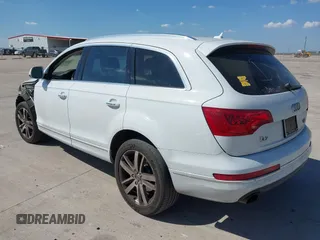 2014 Audi Q7 3.0T Premium Plus with VIN WA1LGAFE9ED020288, listed as a IAAI auction lot 41870658 with 108,816 mi miles. Bid and sale history available at carsss.com. Image 3.