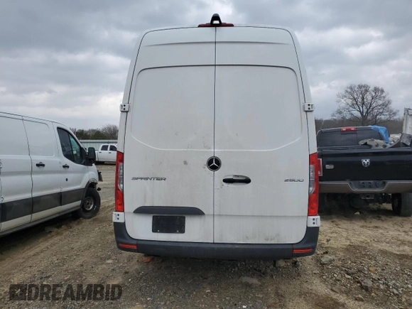 2024 Mercedes-Benz Sprinter with VIN W1Y4KCHY3RT180668, listed as a Copart auction lot 48547265 with 57,569 mi miles and Salvage Title. Bid and sale history available at DreamBid. Image 6.