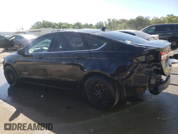 2019 Ford Fusion Hybrid SE with VIN 3FA6P0LU7KR154752, listed as a Copart auction lot 44435433 with 106,827 mi miles. Bid and sale history available at carsss.com. Image 2.