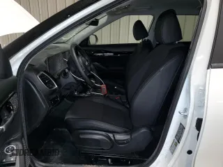 2025 Kia Seltos S with VIN KNDEUCAA0S7696694, listed as a Copart auction lot 42041545 with 4,330 mi miles and Salvage Title. Bid and sale history available at carsss.com. Image 7.