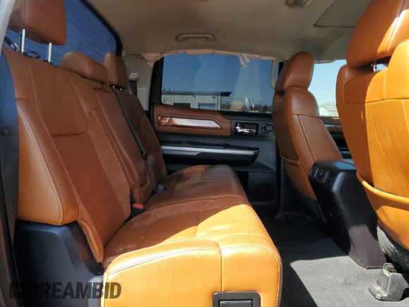 2015 Toyota Tundra Platinum z VIN 5TFAW5F11FX441961, wystawiony jako Copart lot #52326755 z przebiegiem 126 870 mil mil oraz Szkoda całkowita • Salvage title. Historia ofert i sprzedaży dostępna na DreamBid. Obrazek 10.