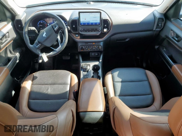 2022 Ford Bronco Sport Badlands z VIN 3FMCR9D9XNRD72951, wystawiony jako Copart lot #52829895 z przebiegiem 54 054 mil mil oraz Szkoda całkowita • Salvage title. Historia ofert i sprzedaży dostępna na DreamBid. Obrazek 8.