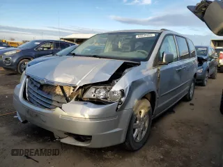 2010 Chrysler Town & Country Touring with VIN 2A4RR5D14AR293433, listed as a Copart auction lot 48035955 with 177,888 mi miles and Salvage Title. Bid and sale history available at carsss.com. Image 1.