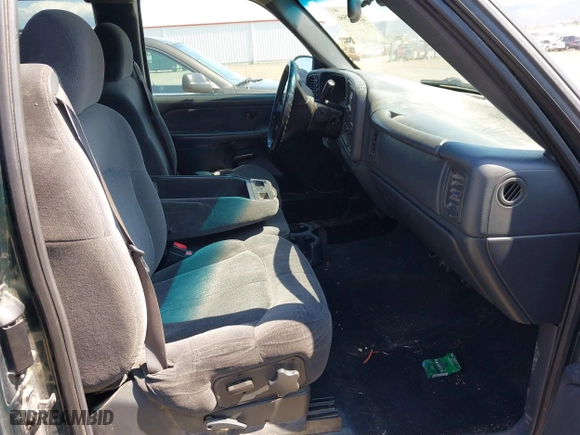 2002 Chevrolet Silverado 1500 LT with VIN 2GCEK19T821314733, listed as a IAAI auction lot 42057566 with 244,783 mi miles. Bid and sale history available at carsss.com. Image 5.