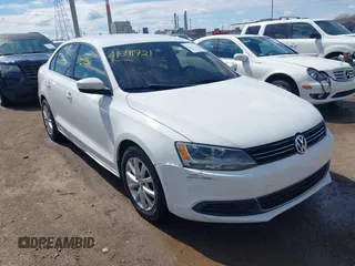 2013 Volkswagen Jetta SE z VIN 3VWDP7AJ8DM409053, wystawiony jako IAAI lot #41891721 z przebiegiem 126 079 mil mil oraz . Historia ofert i sprzedaży dostępna na DreamBid. Obrazek 1.