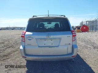 2010 Toyota RAV4 Sport с VIN JTMRK4DV3A5097052, выставлен на аукционе IAAI как лот 42091342 с пробегом Не указан миль и . История ставок и продаж доступна на DreamBid. Изображение 15.