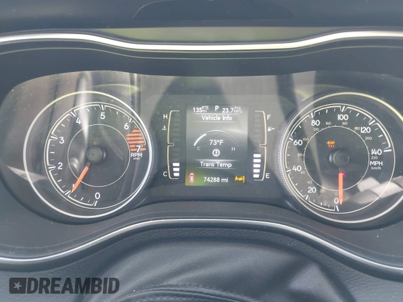2021 Jeep Cherokee Latitude Plus z VIN 1C4PJMLB8MD116593, wystawiony jako IAAI lot #42484098 z przebiegiem 74 288 mil mil oraz . Historia ofert i sprzedaży dostępna na DreamBid. Obrazek 7.