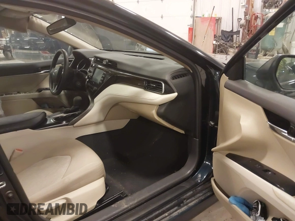 2020 Toyota Camry LE with VIN 4T1C11AK5LU926564, listed as a IAAI auction lot 41864812 with 104,212 mi miles and . Bid and sale history available at carsss.com. Image 5.