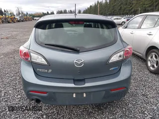 2013 Mazda 3 i Touring with VIN JM1BL1LP4D1728290, listed as a IAAI auction lot 40857960 with 136,248 mi miles and . Bid and sale history available at carsss.com. Image 17.
