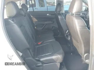 2018 Volkswagen Atlas SEL Premium z VIN 1V2NR2CA5JC503176, wystawiony jako IAAI lot #41294344 z przebiegiem 97 699 mil mil oraz . Historia ofert i sprzedaży dostępna na DreamBid. Obrazek 8.