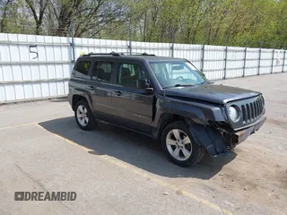 2015 Jeep Patriot High Altitude с VIN 1C4NJRFB9FD270572, выставлен на аукционе IAAI как лот 42123447 с пробегом 82 468 миль миль и . История ставок и продаж доступна на DreamBid. Изображение 1.