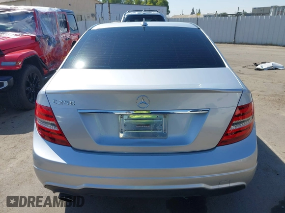 2014 Mercedes-Benz C 250 Sport with VIN WDDGF4HB5EA948430, listed as a IAAI auction lot 42709616 with 104,235 mi miles and . Bid and sale history available at DreamBid. Image 17.
