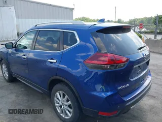 2019 Nissan Rogue SV z VIN 5N1AT2MV9KC766996, wystawiony jako IAAI lot #42127209 z przebiegiem 91 725 mil mil oraz . Historia ofert i sprzedaży dostępna na DreamBid. Obrazek 3.