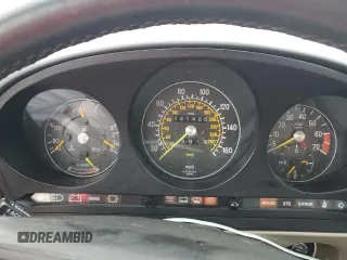 1987 Mercedes-Benz 560 560SL with VIN WDBBA48D6HA074385, listed as a Copart auction lot 84098634 with 141,496 mi miles and Clean Title. Bid and sale history available at carsss.com. Image 9.
