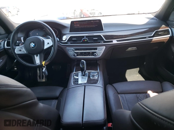 2020 BMW 7 Series 740i with VIN WBA7T2C01LGF96731, listed as a Copart auction lot 47431263 with 43,741 mi miles. Bid and sale history available at carsss.com. Image 8.