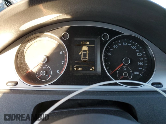 2013 Volkswagen CC Sport with VIN WVWBP7AN6DE526925, listed as a Copart auction lot 76425074 with 93,689 mi miles and Salvage Title. Bid and sale history available at DreamBid. Image 9.