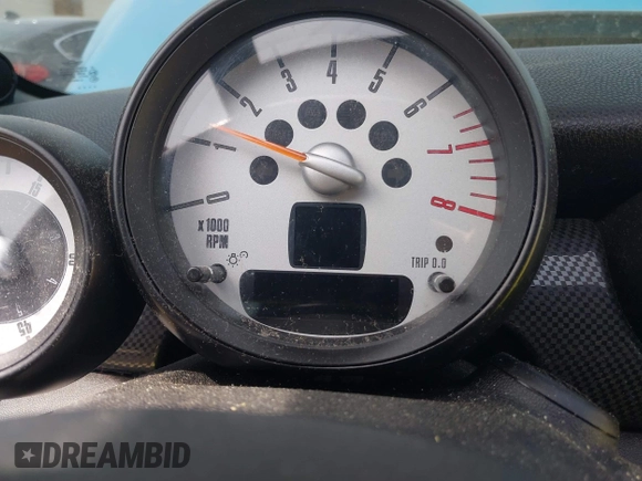 2013 MINI Convertible S with VIN WMWZP3C53DT705016, listed as a IAAI auction lot 42155802 with Not provided miles and . Bid and sale history available at DreamBid. Image 7.