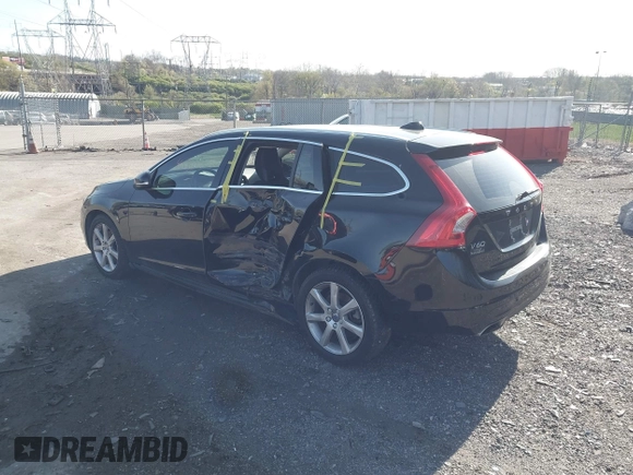 2017 Volvo V60 Premier with VIN YV140MEK5H1349304, listed as a IAAI auction lot 41991653 with 77,439 mi miles and . Bid and sale history available at DreamBid. Image 3.
