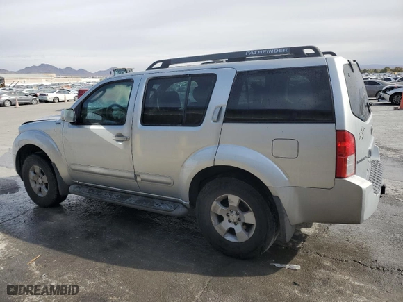 2006 Nissan Pathfinder SE with VIN 5N1AR18U36C615832, listed as a Copart auction lot 81623304 with 185,540 mi miles and Salvage Title. Bid and sale history available at carsss.com. Image 2.