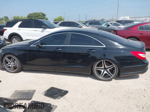 2013 Mercedes-Benz CLS-Class CLS 550 with VIN WDDLJ7DB9DA084503, listed as a IAAI auction lot 41928903 with 129,184 mi miles. Bid and sale history available at carsss.com. Image 14.